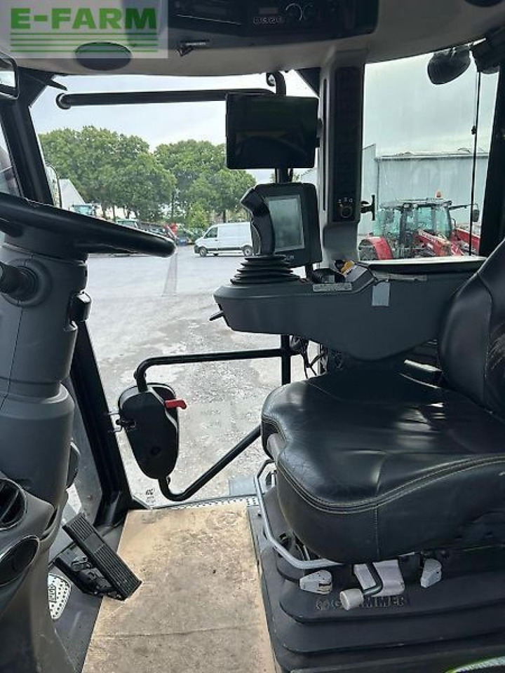 JCB fastrac 4220 - Traktor: slika JCB fastrac 4220 - Traktor JCB fastrac 4220 - Traktor: slika JCB fastrac 4220 - Traktor