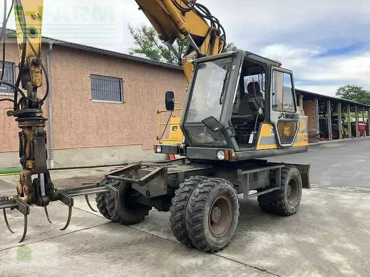 JCB js 130 w - Bager na kotačima: slika JCB js 130 w - Bager na kotačima JCB js 130 w - Bager na kotačima: slika JCB js 130 w - Bager na kotačima
