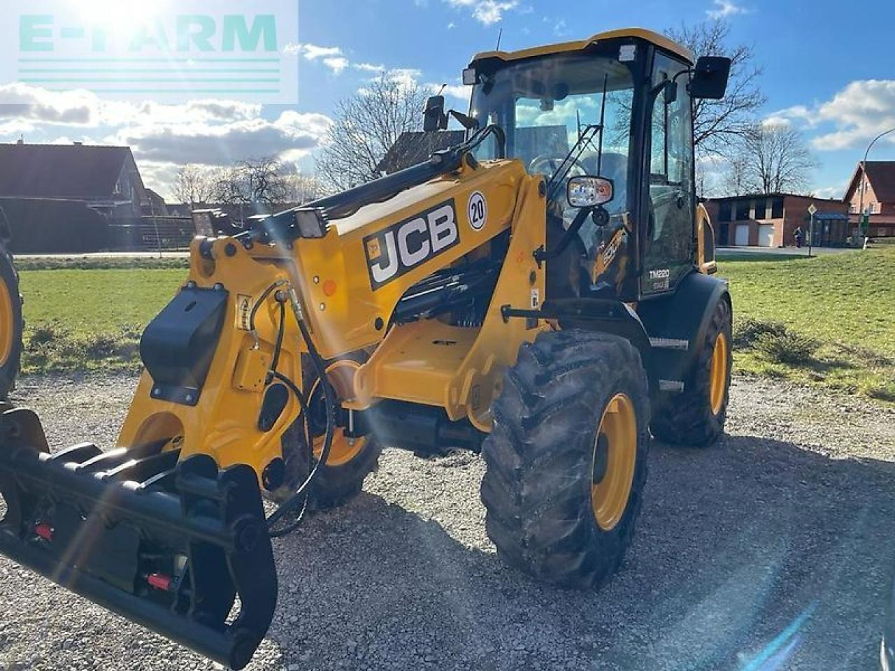 JCB tm 220 - Mini bager: slika JCB tm 220 - Mini bager JCB tm 220 - Mini bager: slika JCB tm 220 - Mini bager