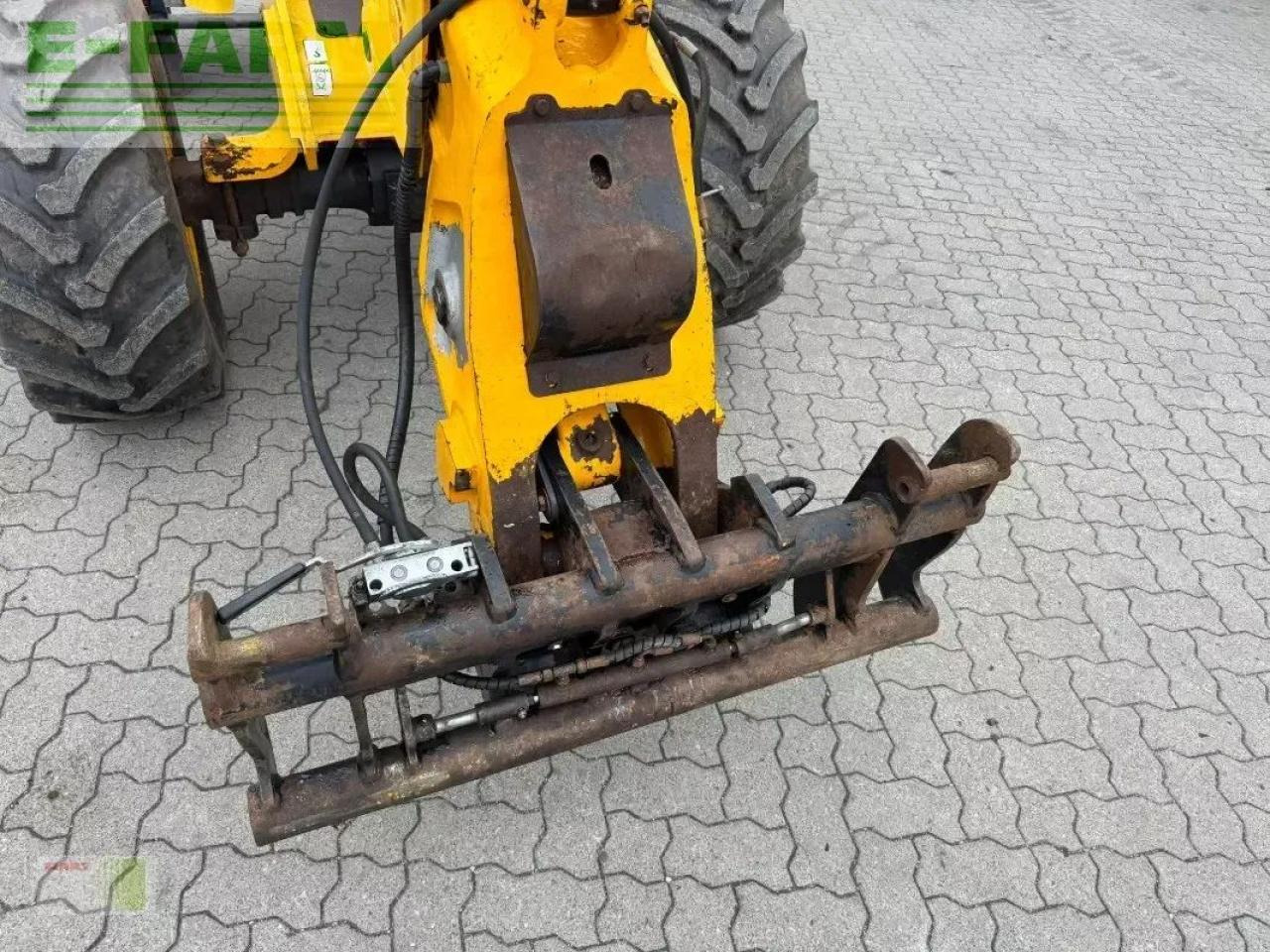 JCB tm 220 agri tele - Mini bager: slika JCB tm 220 agri tele - Mini bager JCB tm 220 agri tele - Mini bager: slika JCB tm 220 agri tele - Mini bager