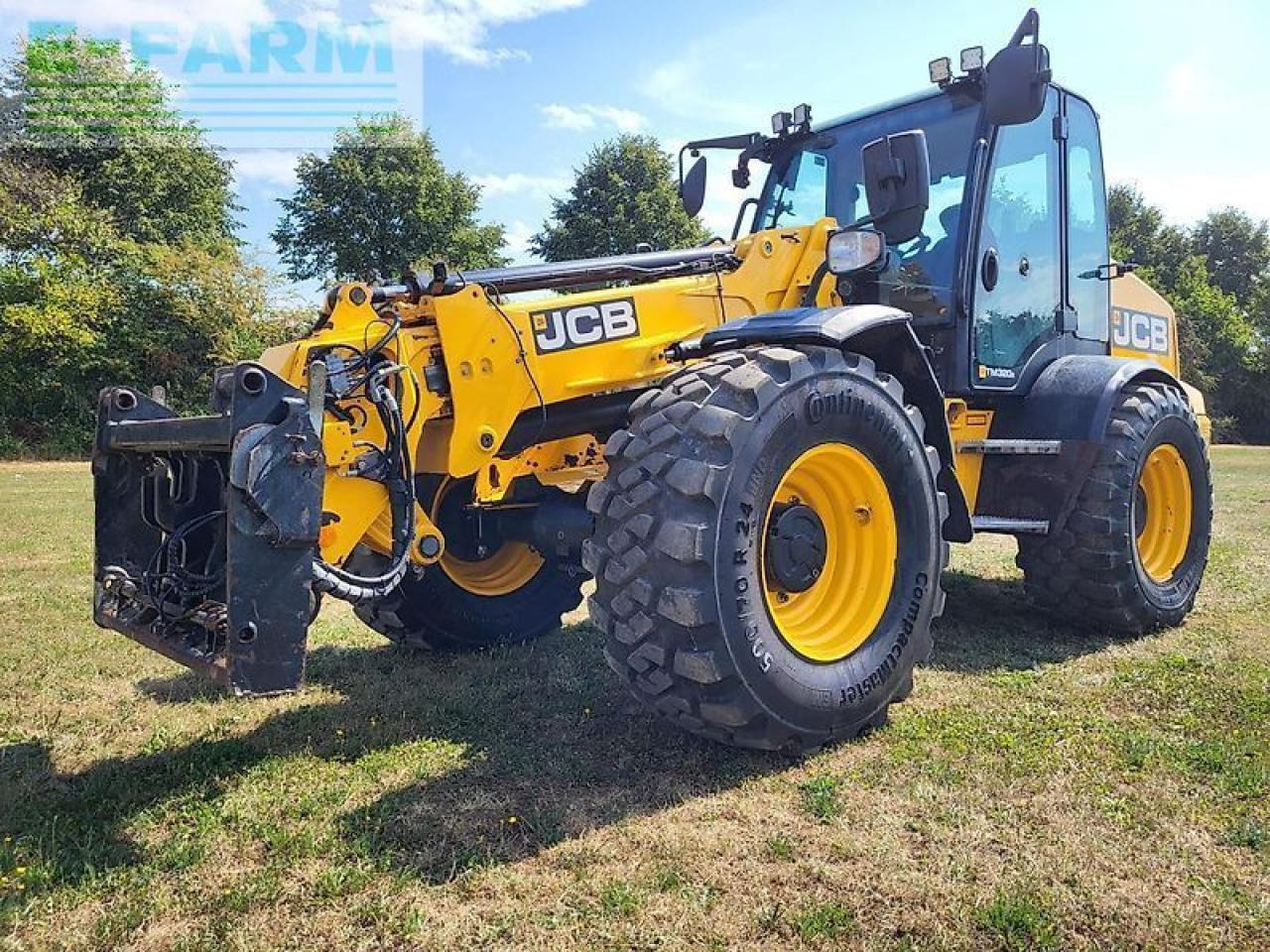 JCB tm 320s - Mini bager: slika JCB tm 320s - Mini bager JCB tm 320s - Mini bager: slika JCB tm 320s - Mini bager