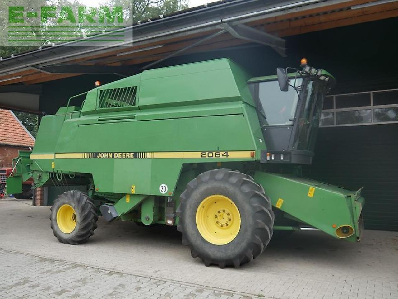 John Deere 2064 + 6m schneidwerk - Kombajn za žetvu: slika John Deere 2064 + 6m schneidwerk - Kombajn za žetvu John Deere 2064 + 6m schneidwerk - Kombajn za žetvu: slika John Deere 2064 + 6m schneidwerk - Kombajn za žetvu