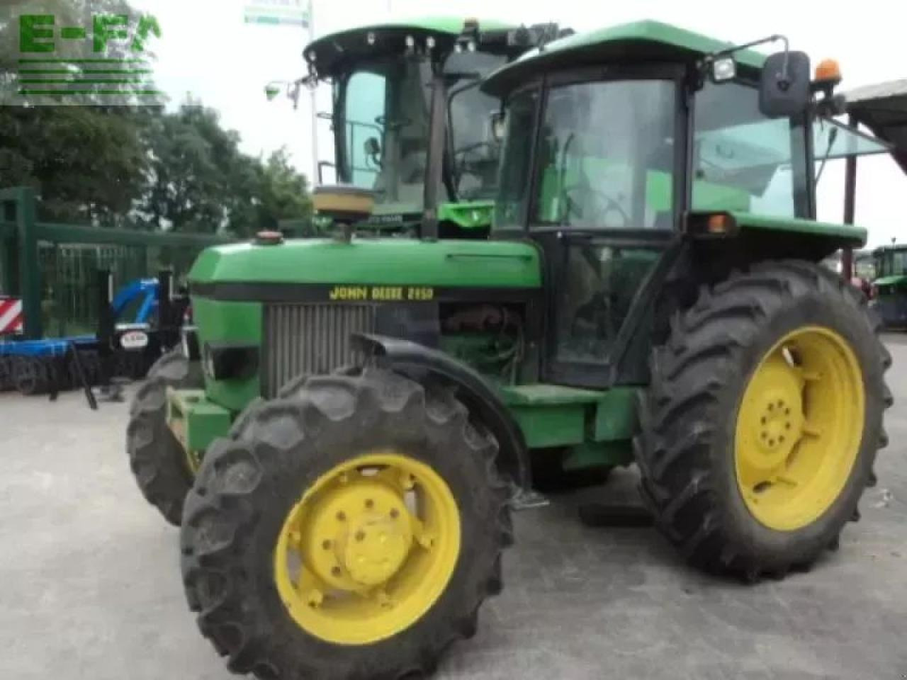 John Deere 2850 - Traktor: slika John Deere 2850 - Traktor John Deere 2850 - Traktor: slika John Deere 2850 - Traktor