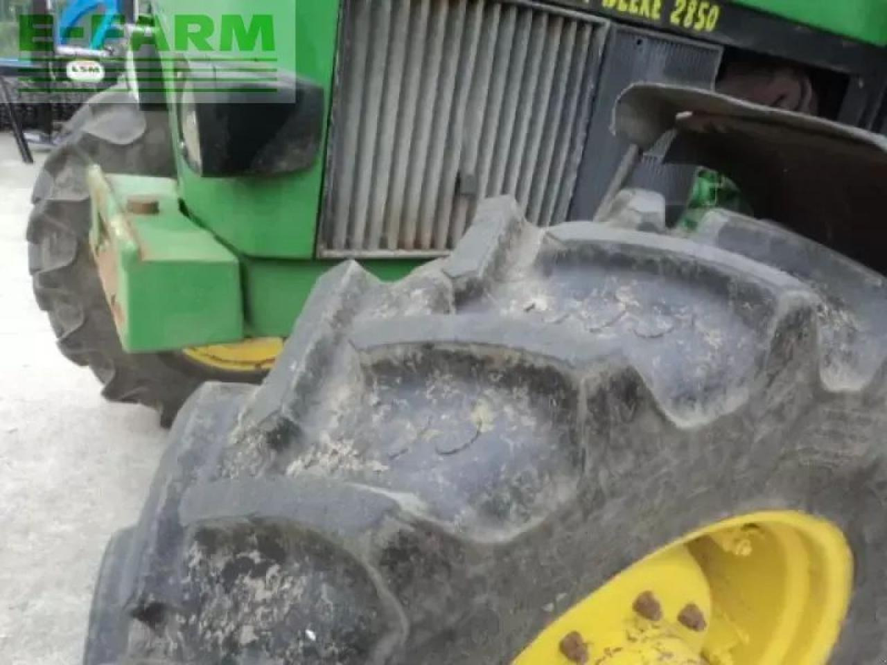 John Deere 2850 - Traktor: slika John Deere 2850 - Traktor John Deere 2850 - Traktor: slika John Deere 2850 - Traktor