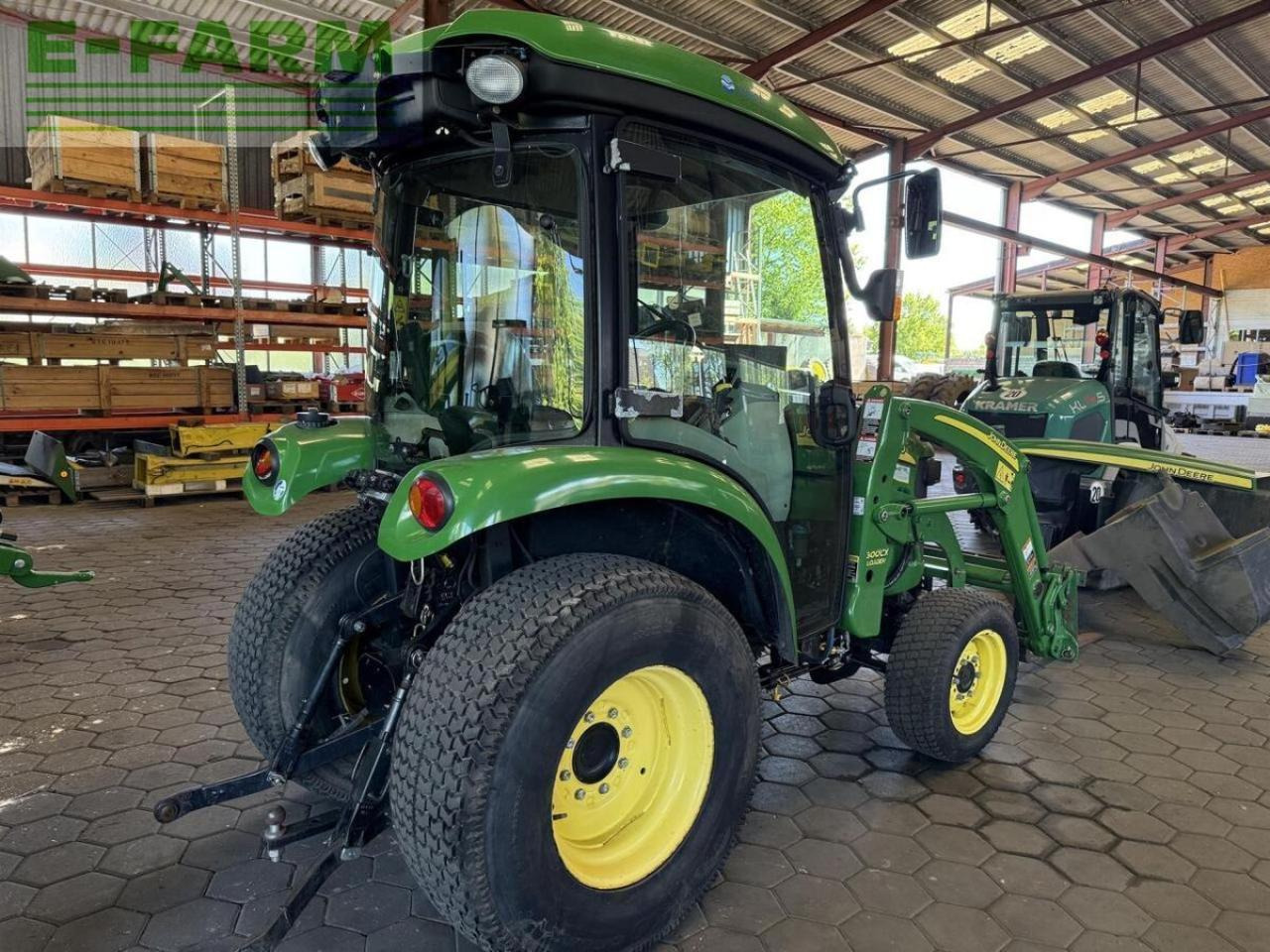 John Deere 3320 - Traktor: slika John Deere 3320 - Traktor John Deere 3320 - Traktor: slika John Deere 3320 - Traktor