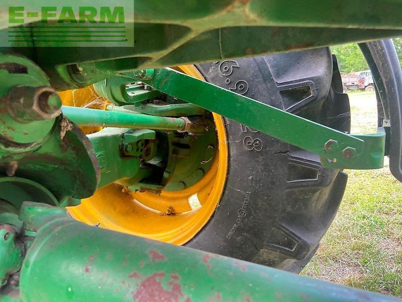 Traktor John Deere 4650: slika Traktor John Deere 4650
