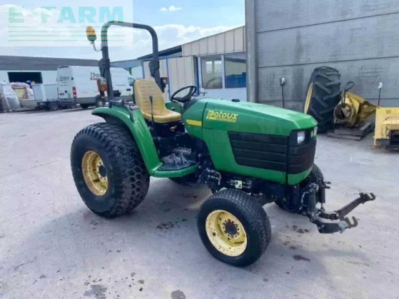 John Deere 4710 - Traktor: slika John Deere 4710 - Traktor John Deere 4710 - Traktor: slika John Deere 4710 - Traktor