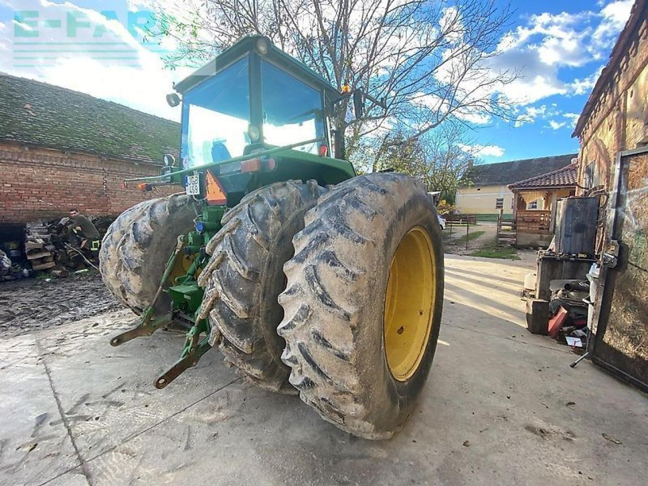 John Deere 4755 - Traktor: slika John Deere 4755 - Traktor John Deere 4755 - Traktor: slika John Deere 4755 - Traktor