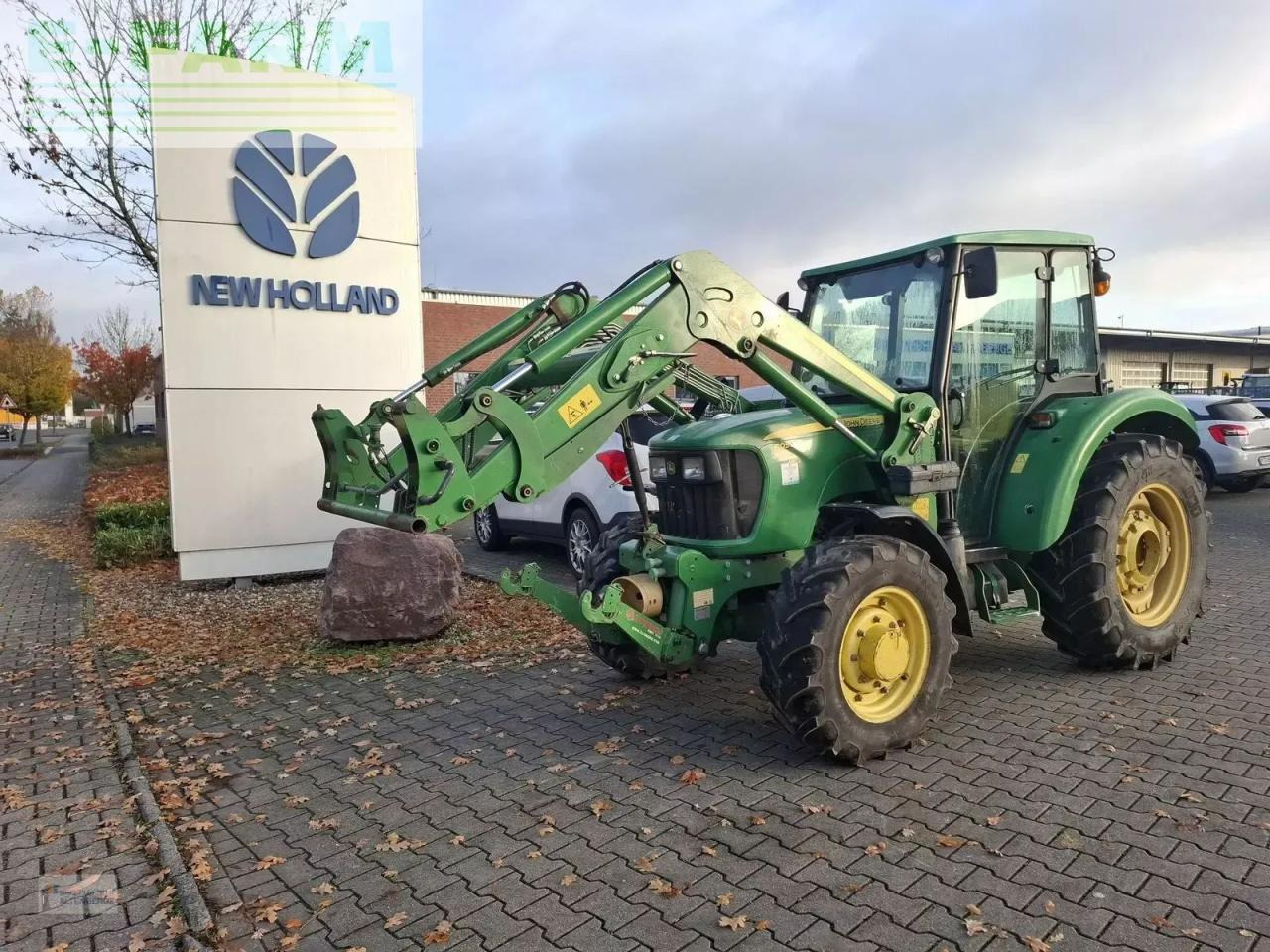 John Deere 5055 e - Traktor: slika John Deere 5055 e - Traktor John Deere 5055 e - Traktor: slika John Deere 5055 e - Traktor