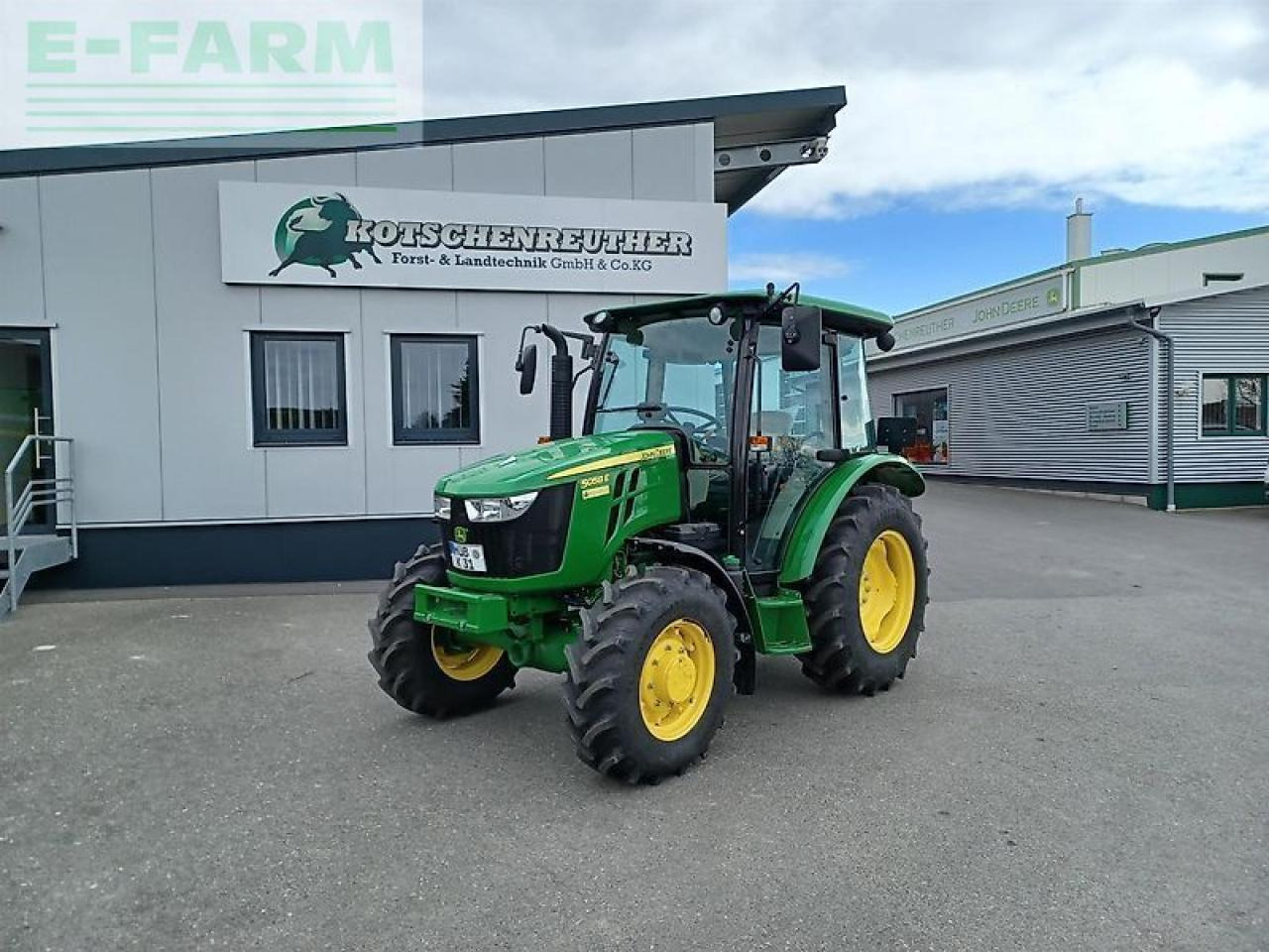 John Deere 5058e - Traktor: slika John Deere 5058e - Traktor John Deere 5058e - Traktor: slika John Deere 5058e - Traktor