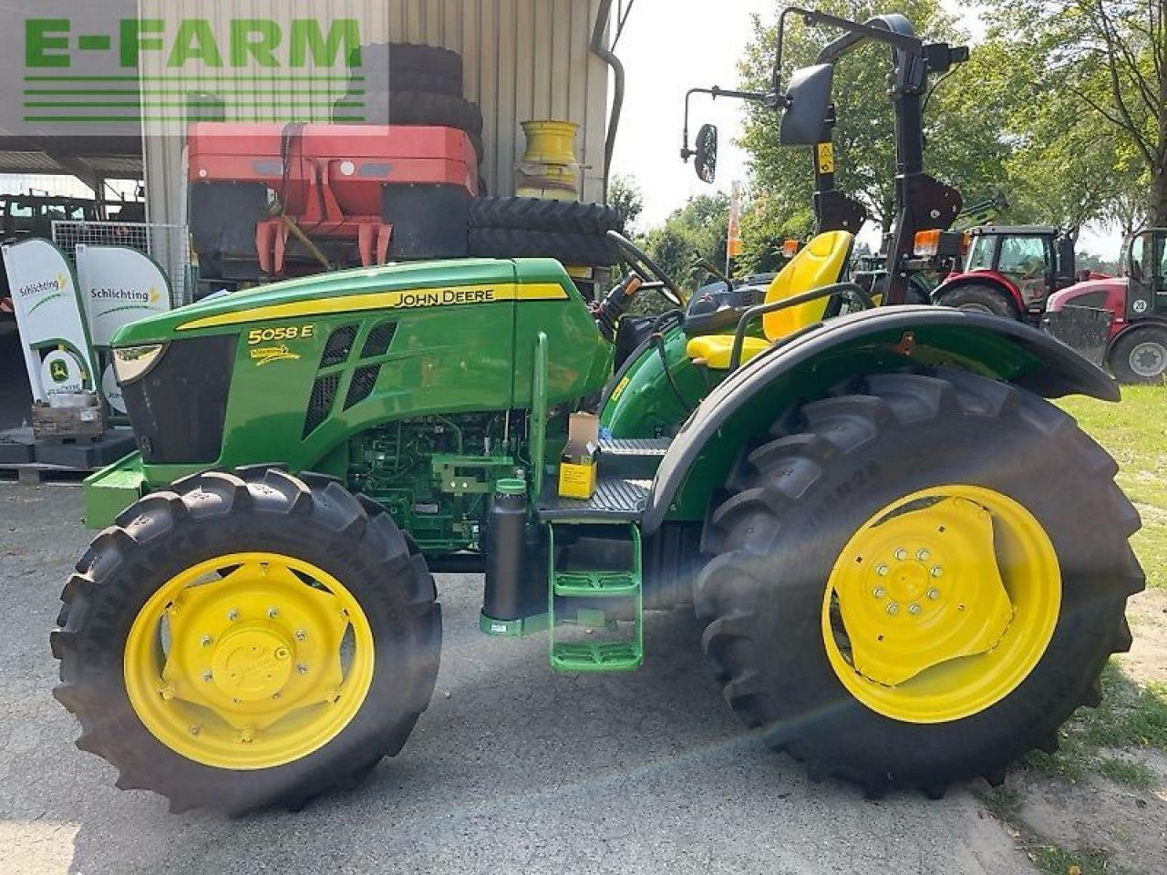 John Deere 5058e - Traktor: slika John Deere 5058e - Traktor John Deere 5058e - Traktor: slika John Deere 5058e - Traktor