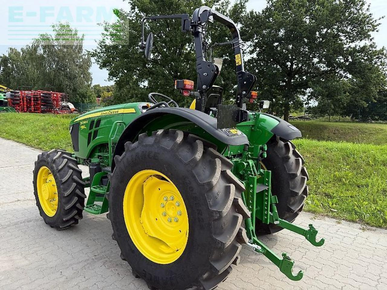 John Deere 5058e ohne kabine - Traktor: slika John Deere 5058e ohne kabine - Traktor John Deere 5058e ohne kabine - Traktor: slika John Deere 5058e ohne kabine - Traktor