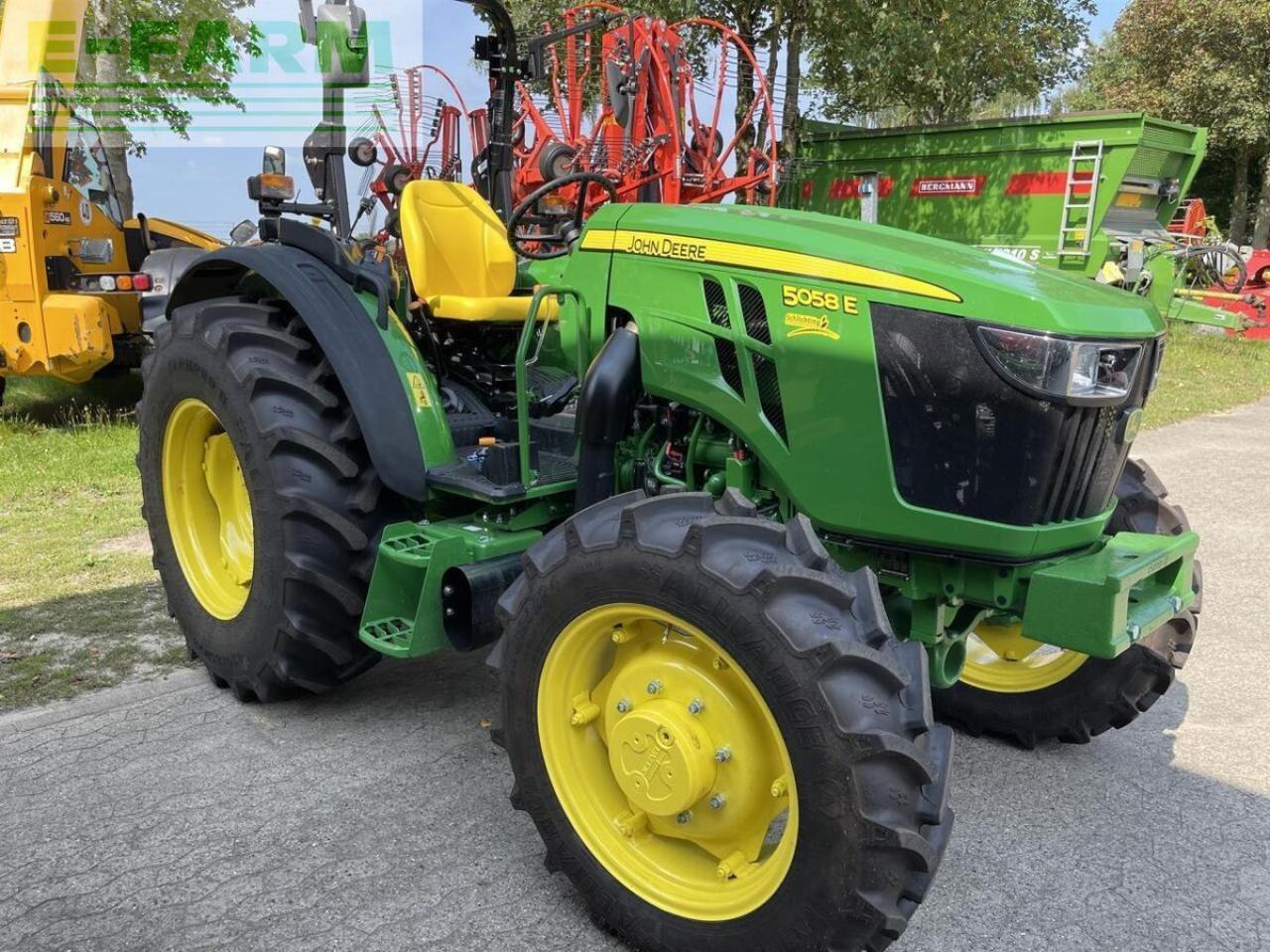 John Deere 5058e ohne kabine - Traktor: slika John Deere 5058e ohne kabine - Traktor John Deere 5058e ohne kabine - Traktor: slika John Deere 5058e ohne kabine - Traktor