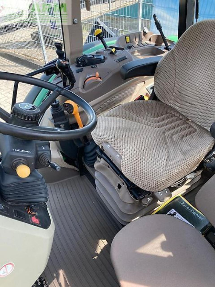 John Deere 5090m - Traktor: slika John Deere 5090m - Traktor John Deere 5090m - Traktor: slika John Deere 5090m - Traktor