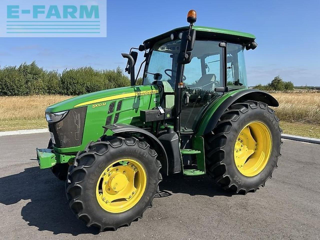 John Deere 5100m - Traktor: slika John Deere 5100m - Traktor John Deere 5100m - Traktor: slika John Deere 5100m - Traktor