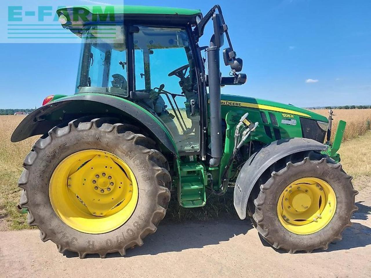 John Deere 5125r - Traktor: slika John Deere 5125r - Traktor John Deere 5125r - Traktor: slika John Deere 5125r - Traktor