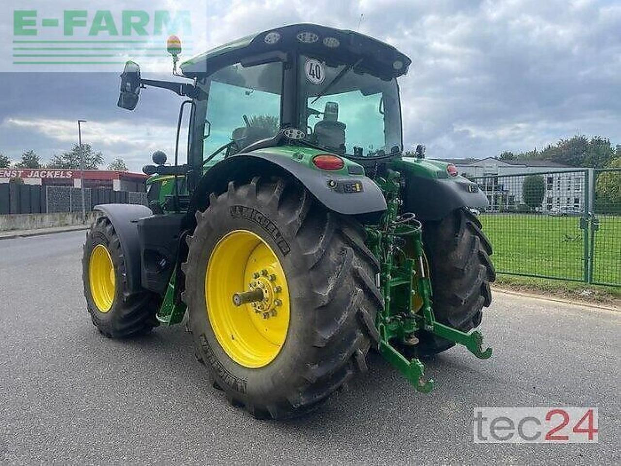 John Deere 6 r 130 - Traktor: slika John Deere 6 r 130 - Traktor John Deere 6 r 130 - Traktor: slika John Deere 6 r 130 - Traktor