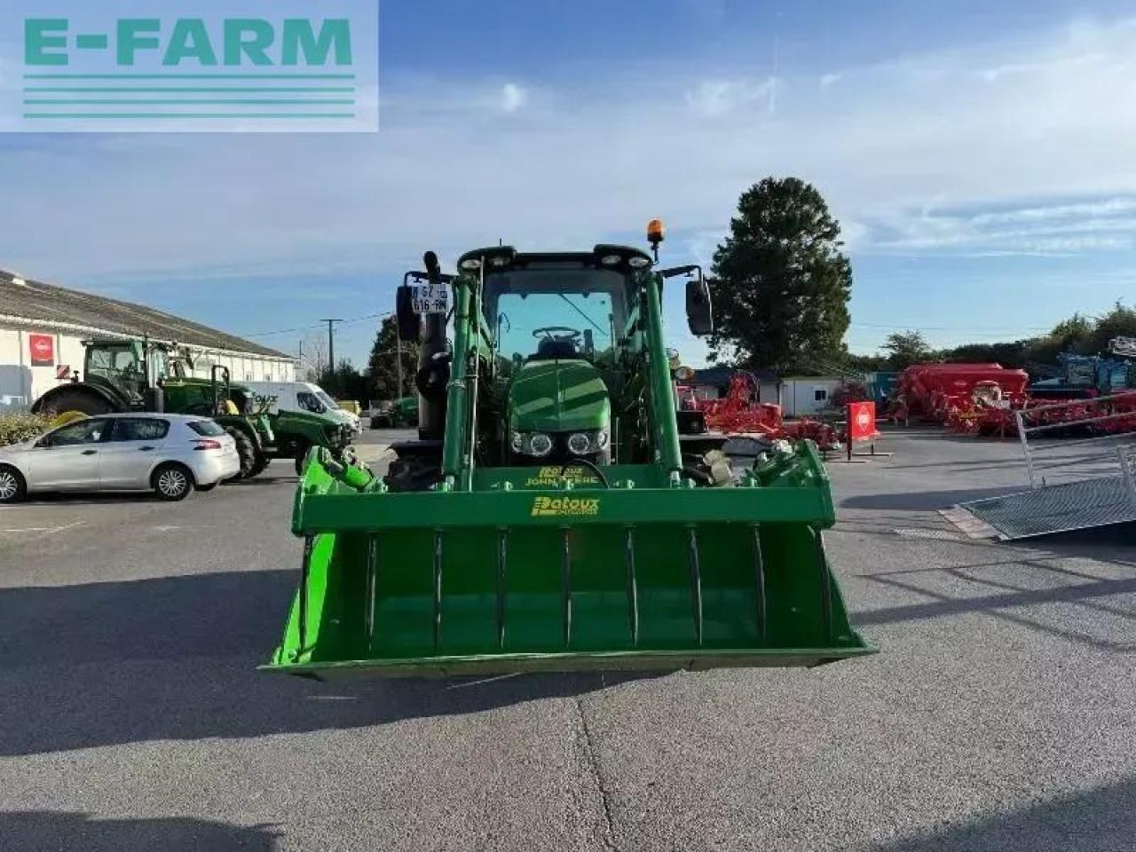 John Deere 6100m - Traktor: slika John Deere 6100m - Traktor John Deere 6100m - Traktor: slika John Deere 6100m - Traktor