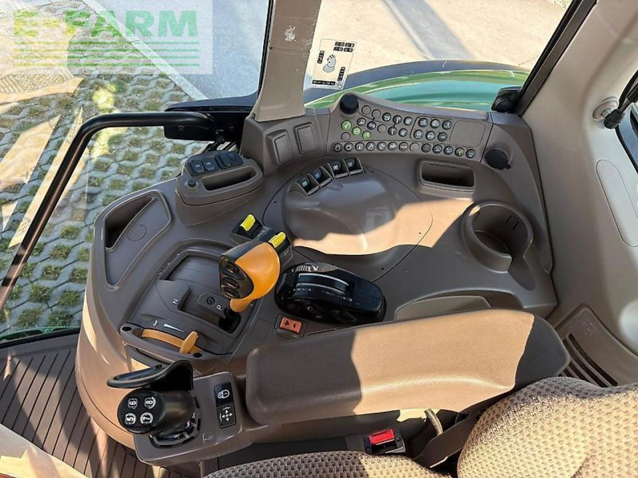 Traktor John Deere 6100m + john deere 623r: slika Traktor John Deere 6100m + john deere 623r