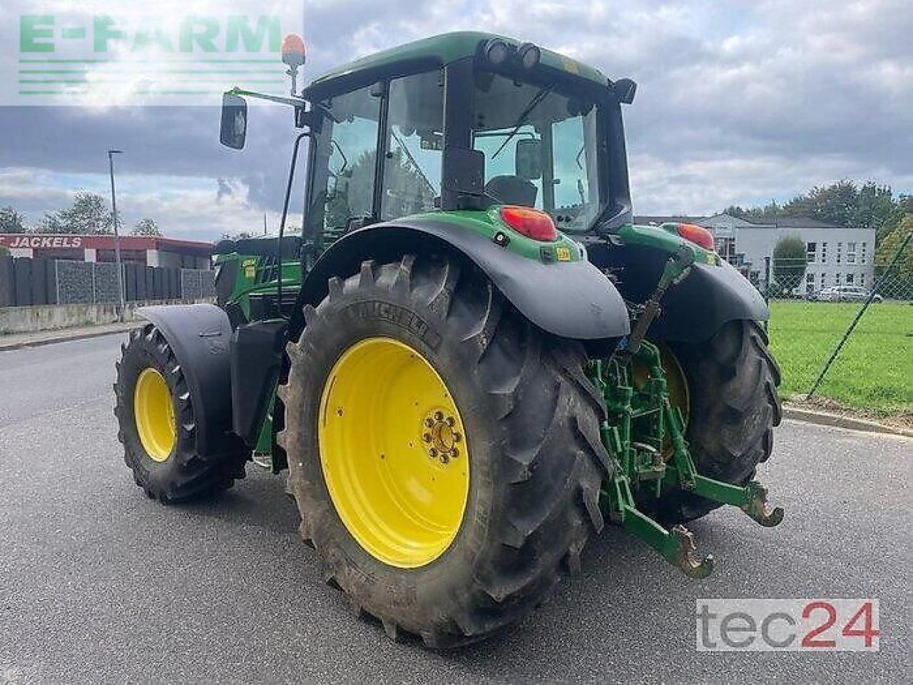 John Deere 6115m - Traktor: slika John Deere 6115m - Traktor John Deere 6115m - Traktor: slika John Deere 6115m - Traktor