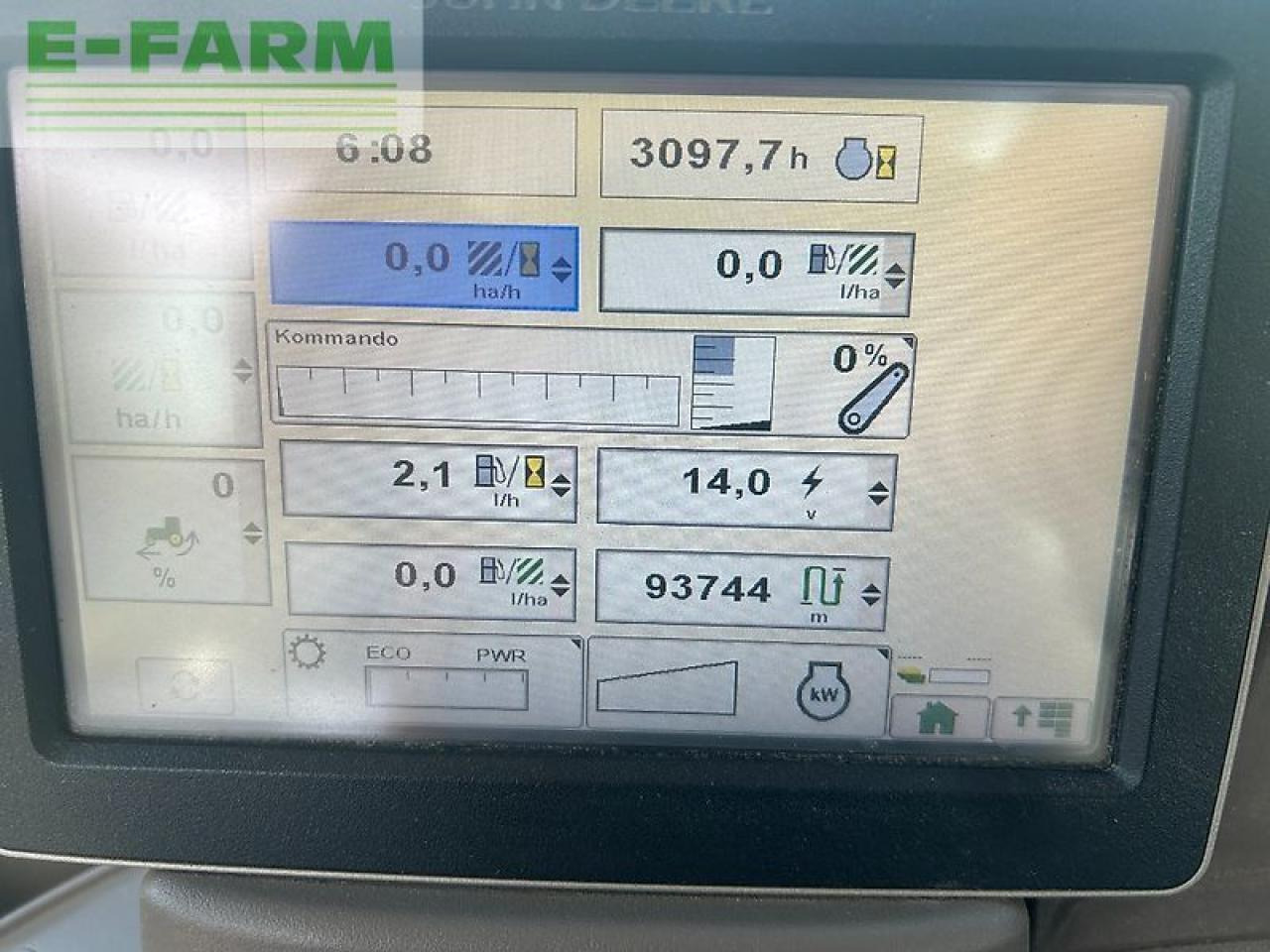 Traktor John Deere 6115r: slika Traktor John Deere 6115r