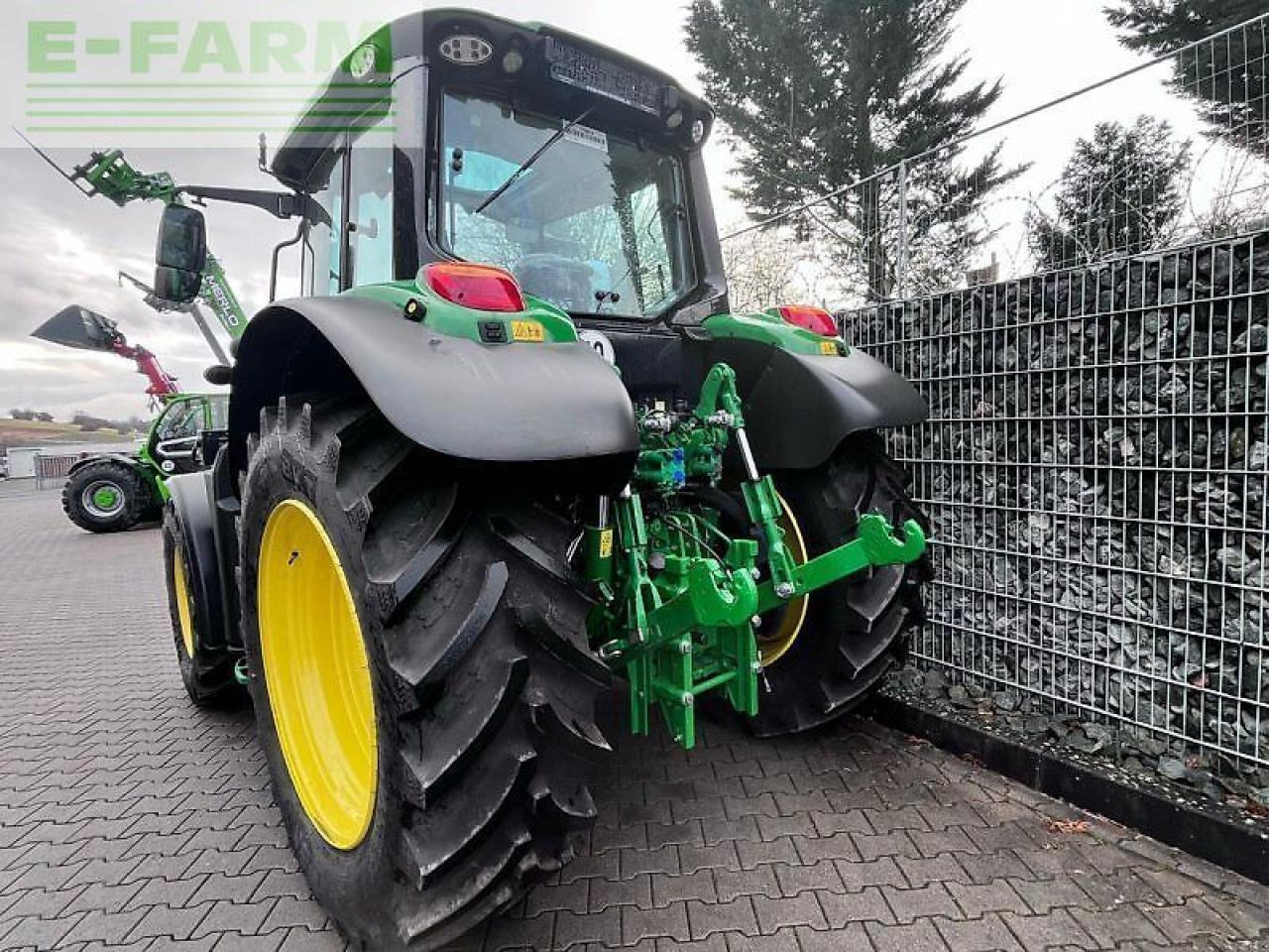 John Deere 6120m - Traktor: slika John Deere 6120m - Traktor John Deere 6120m - Traktor: slika John Deere 6120m - Traktor