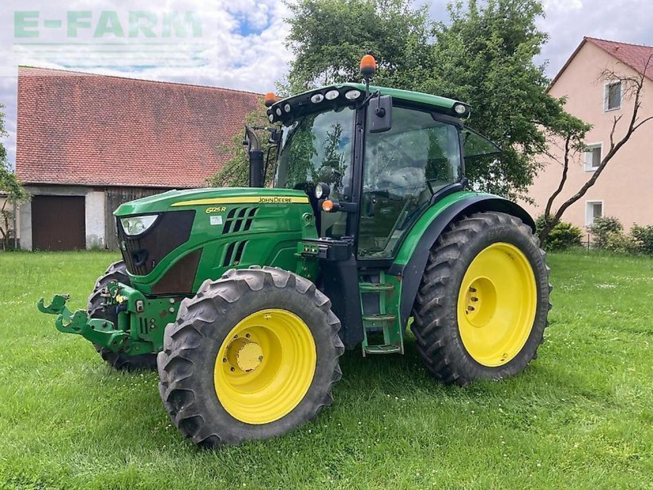 John Deere 6125r - Traktor: slika John Deere 6125r - Traktor John Deere 6125r - Traktor: slika John Deere 6125r - Traktor