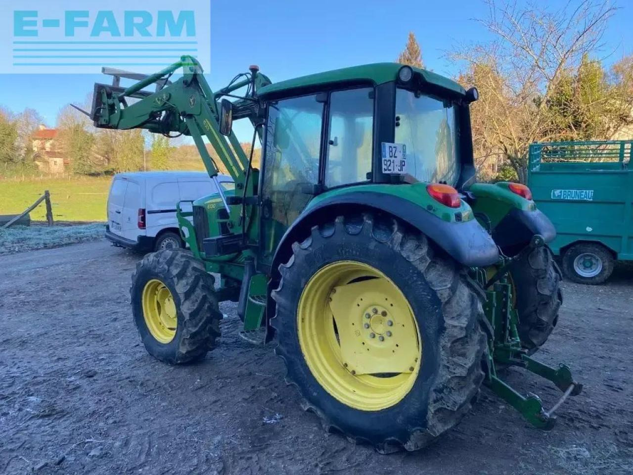 John Deere 6130 vente directe client contacter le 07 56 37 - Traktor: slika John Deere 6130 vente directe client contacter le 07 56 37 - Traktor John Deere 6130 vente directe client contacter le 07 56 37 - Traktor: slika John Deere 6130 vente directe client contacter le 07 56 37 - Traktor