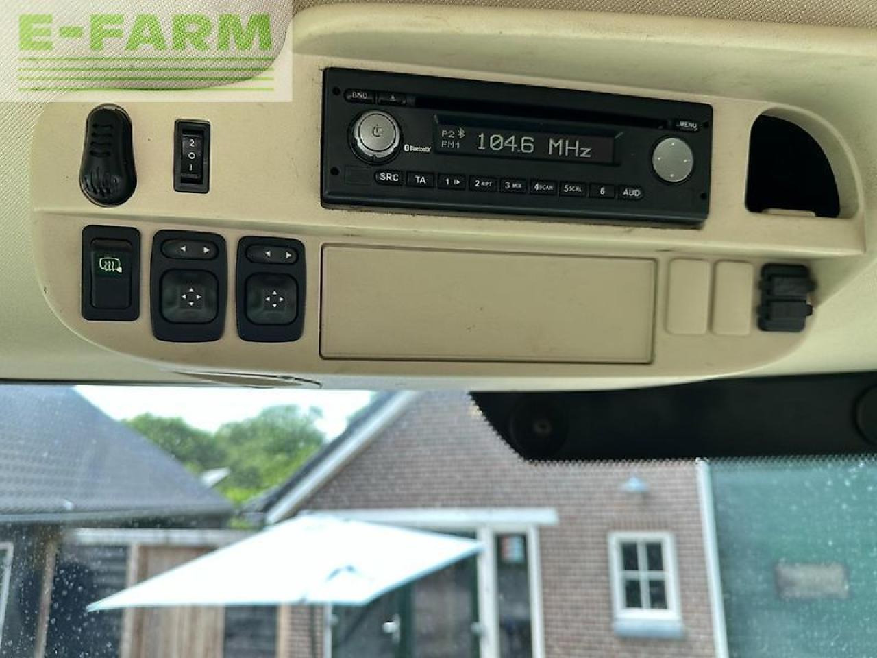 Traktor John Deere 6130r ap+frontlader at-ready+lucht: slika Traktor John Deere 6130r ap+frontlader at-ready+lucht
