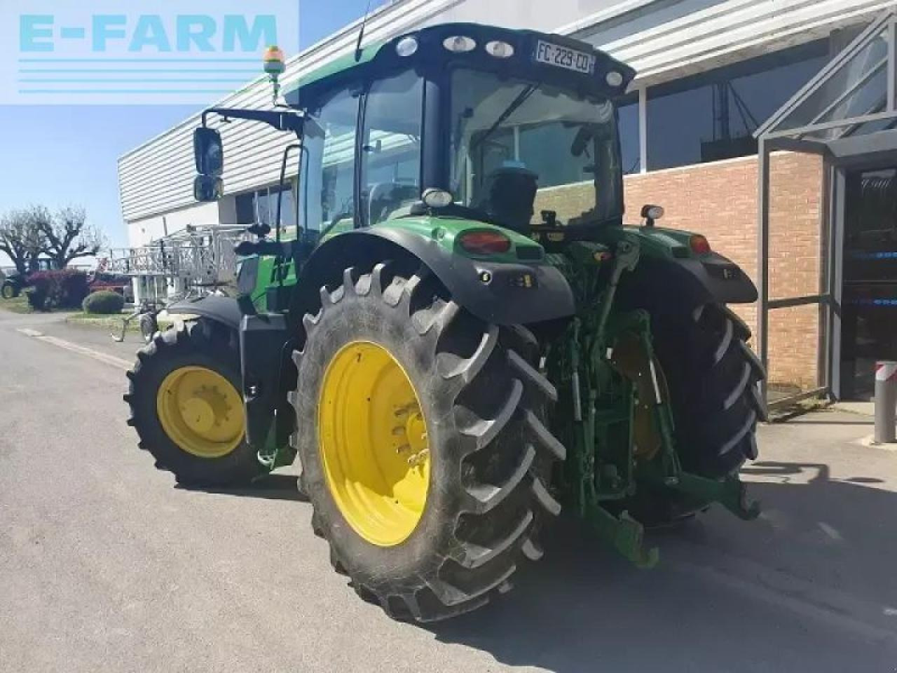 John Deere 6135r - Traktor: slika John Deere 6135r - Traktor John Deere 6135r - Traktor: slika John Deere 6135r - Traktor