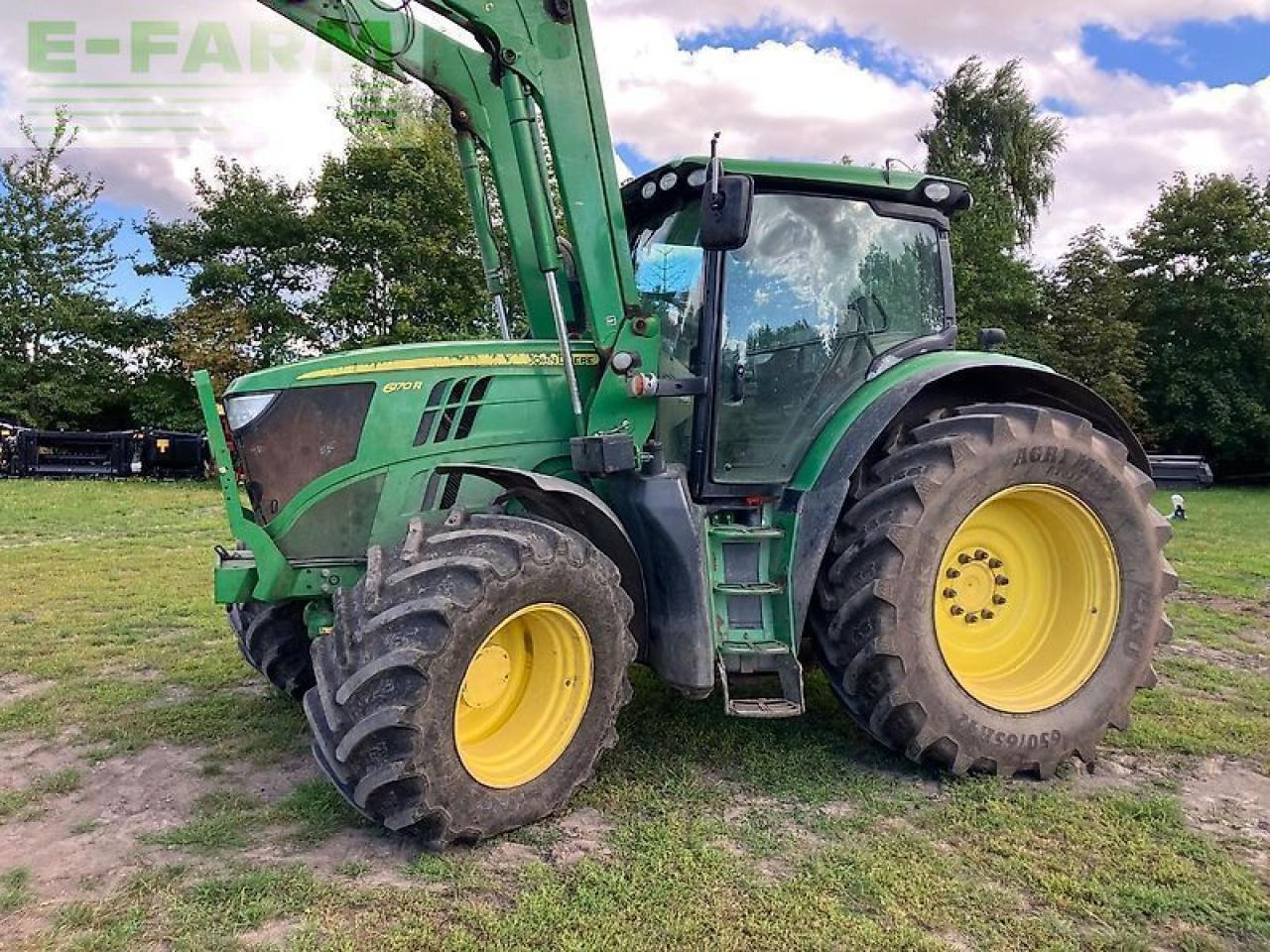 John Deere 6170r fl und auto trac - Traktor: slika John Deere 6170r fl und auto trac - Traktor John Deere 6170r fl und auto trac - Traktor: slika John Deere 6170r fl und auto trac - Traktor
