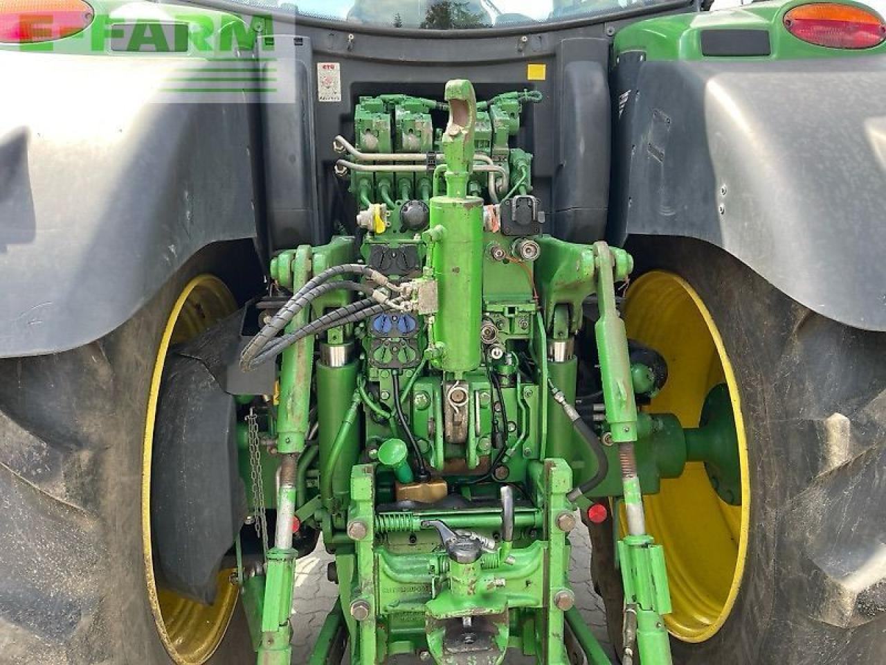 John Deere 6175 r - Traktor: slika John Deere 6175 r - Traktor John Deere 6175 r - Traktor: slika John Deere 6175 r - Traktor