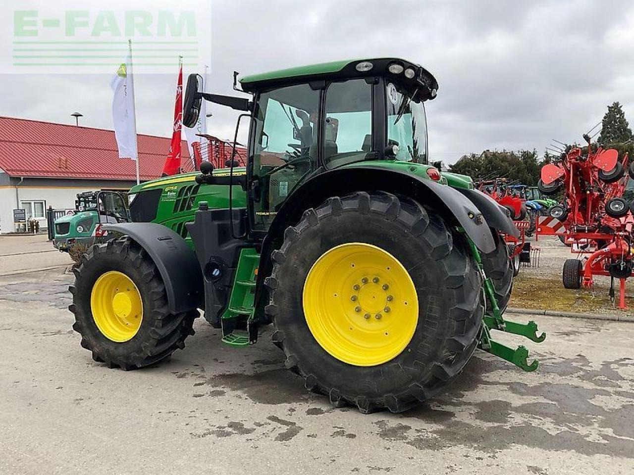 John Deere 6175 r - Traktor: slika John Deere 6175 r - Traktor John Deere 6175 r - Traktor: slika John Deere 6175 r - Traktor