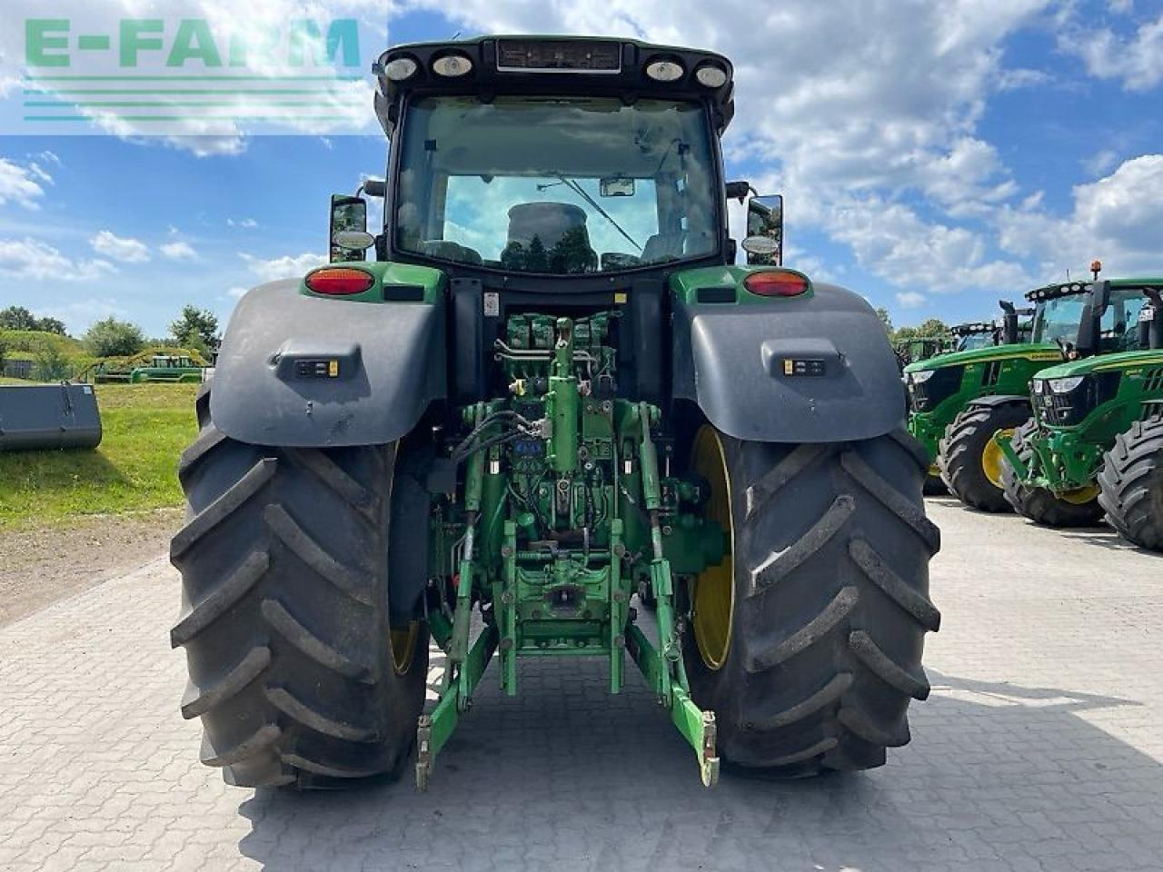 John Deere 6175 r - Traktor: slika John Deere 6175 r - Traktor John Deere 6175 r - Traktor: slika John Deere 6175 r - Traktor
