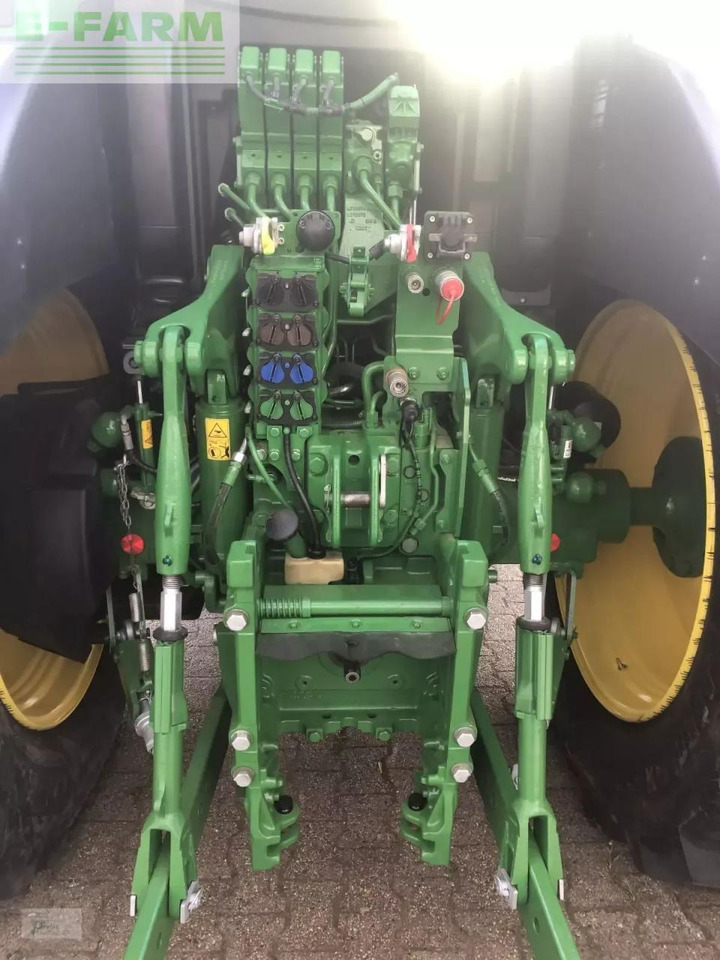 John Deere 6175r - Traktor: slika John Deere 6175r - Traktor John Deere 6175r - Traktor: slika John Deere 6175r - Traktor