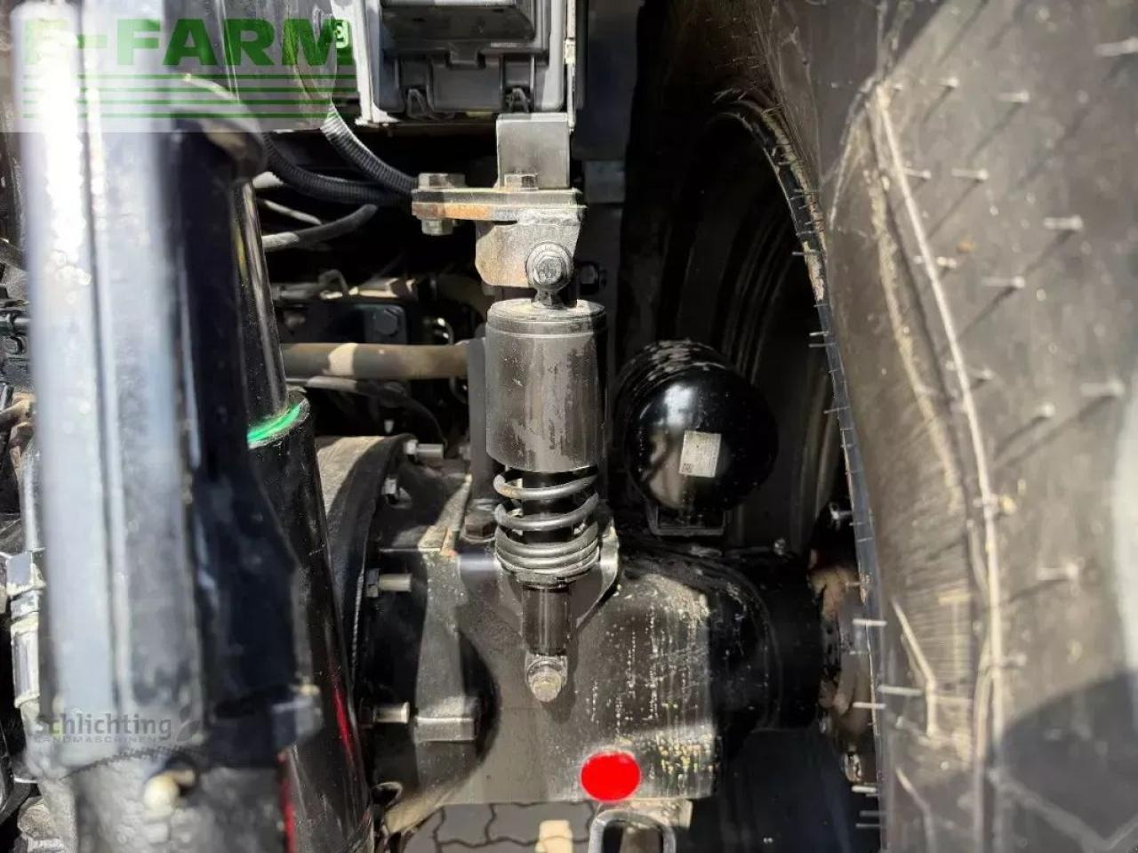 Traktor John Deere 6195m: slika Traktor John Deere 6195m