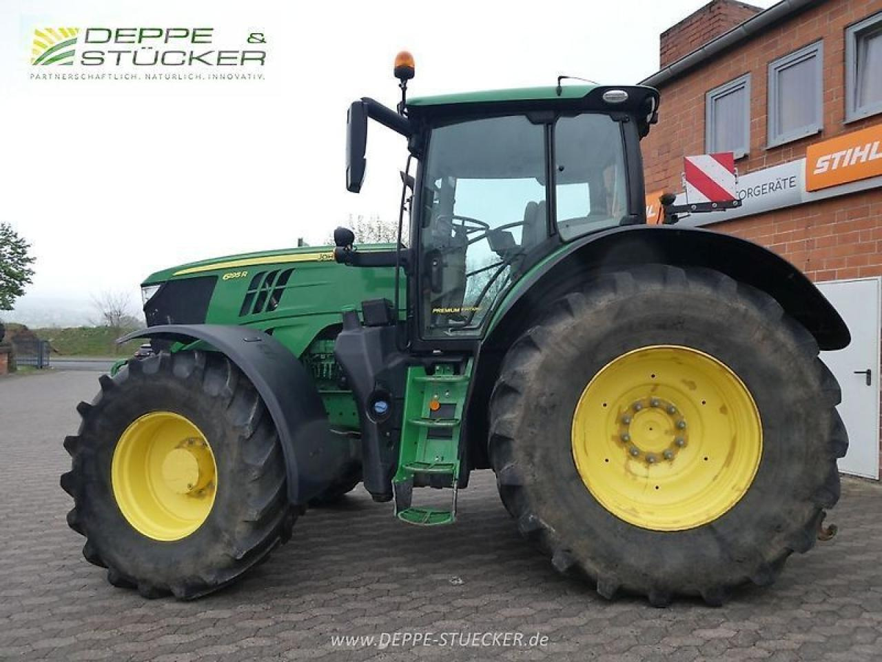 Traktor John Deere 6195r: slika Traktor John Deere 6195r