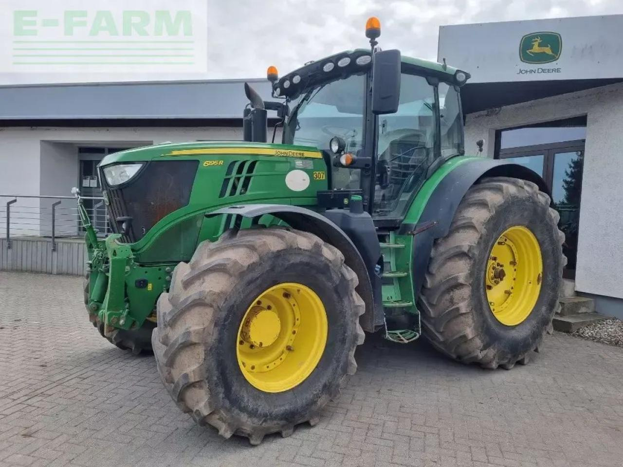 John Deere 6195r my17 ap 40 - Traktor: slika John Deere 6195r my17 ap 40 - Traktor John Deere 6195r my17 ap 40 - Traktor: slika John Deere 6195r my17 ap 40 - Traktor