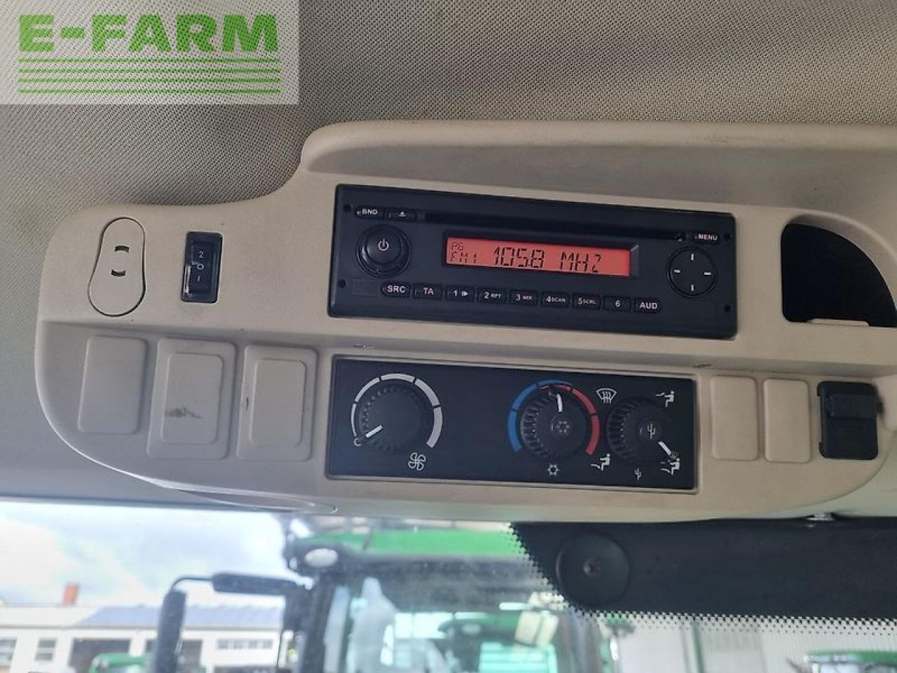 John Deere 6210r - Traktor: slika John Deere 6210r - Traktor John Deere 6210r - Traktor: slika John Deere 6210r - Traktor