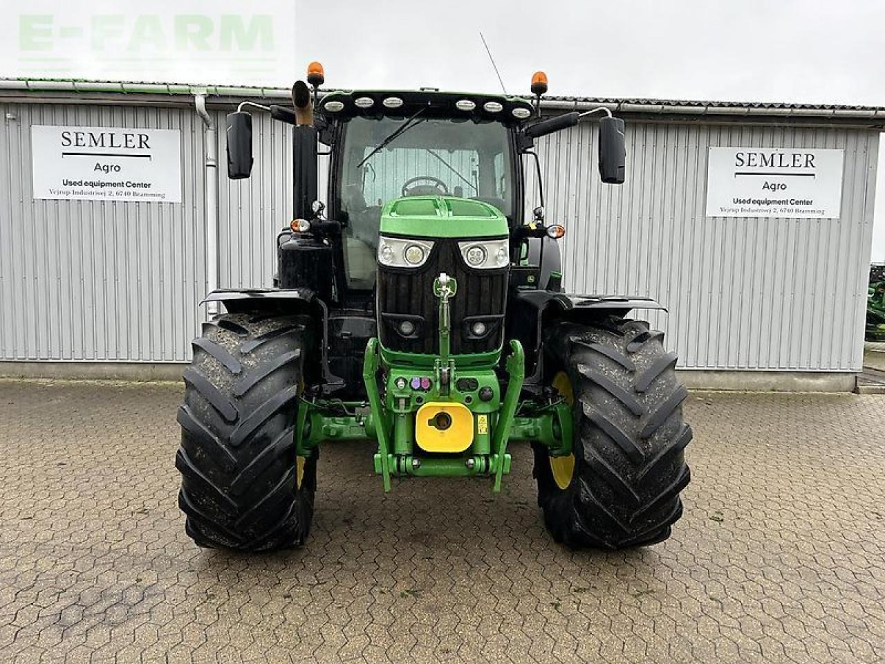 John Deere 6215r - Traktor: slika John Deere 6215r - Traktor John Deere 6215r - Traktor: slika John Deere 6215r - Traktor