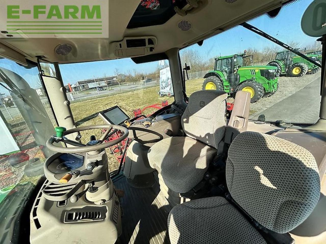 John Deere 6215r - Traktor: slika John Deere 6215r - Traktor John Deere 6215r - Traktor: slika John Deere 6215r - Traktor