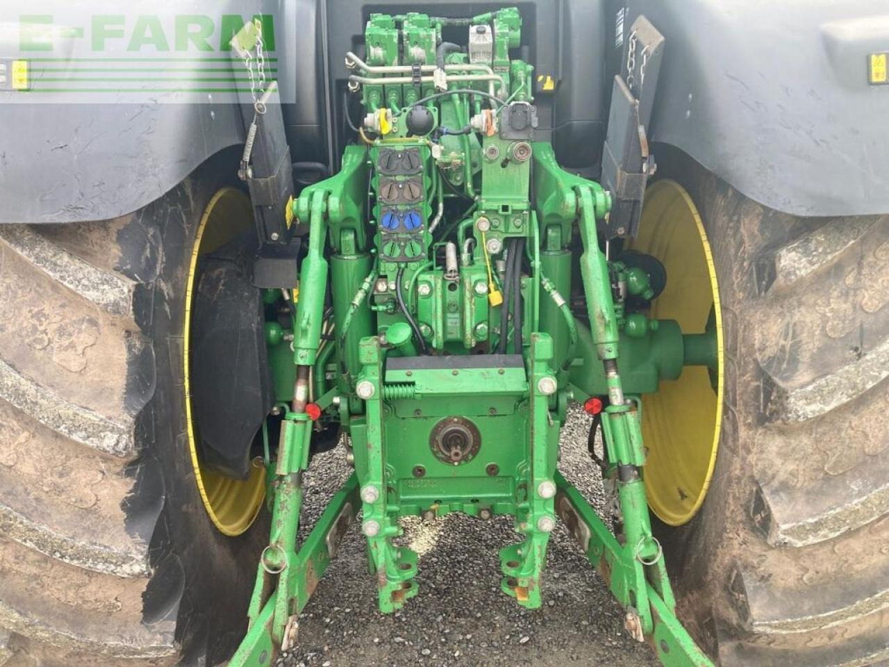 John Deere 6215r - Traktor: slika John Deere 6215r - Traktor John Deere 6215r - Traktor: slika John Deere 6215r - Traktor