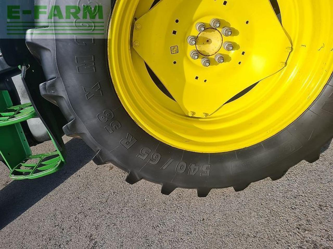 Traktor John Deere 6220 premium: slika Traktor John Deere 6220 premium Traktor John Deere 6220 premium: slika Traktor John Deere 6220 premium