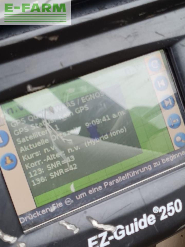 Traktor John Deere 6220 premium: slika Traktor John Deere 6220 premium Traktor John Deere 6220 premium: slika Traktor John Deere 6220 premium