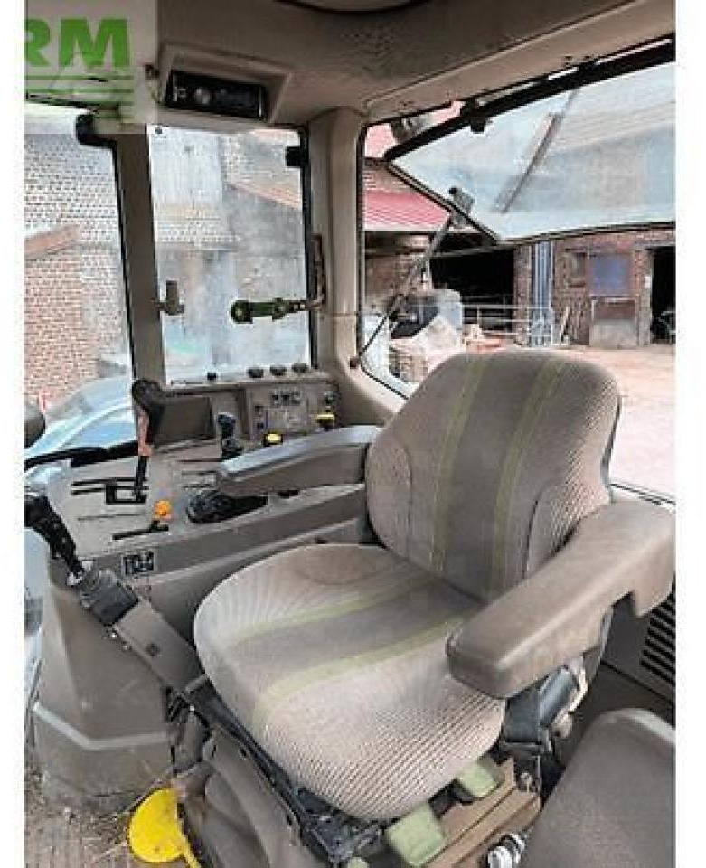 Traktor John Deere 6230: slika Traktor John Deere 6230