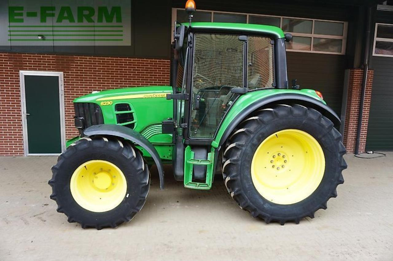 John Deere 6230 - Traktor: slika John Deere 6230 - Traktor John Deere 6230 - Traktor: slika John Deere 6230 - Traktor