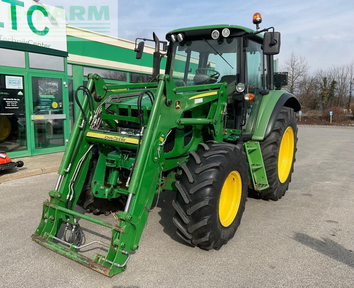 John Deere 6230 - Traktor: slika John Deere 6230 - Traktor John Deere 6230 - Traktor: slika John Deere 6230 - Traktor