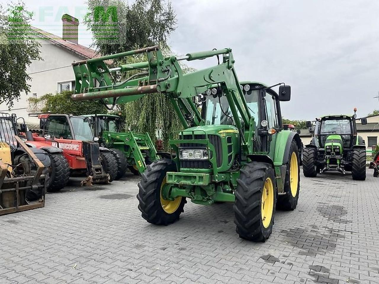John Deere 6230 premium tls + john deere 653 - Traktor: slika John Deere 6230 premium tls + john deere 653 - Traktor John Deere 6230 premium tls + john deere 653 - Traktor: slika John Deere 6230 premium tls + john deere 653 - Traktor
