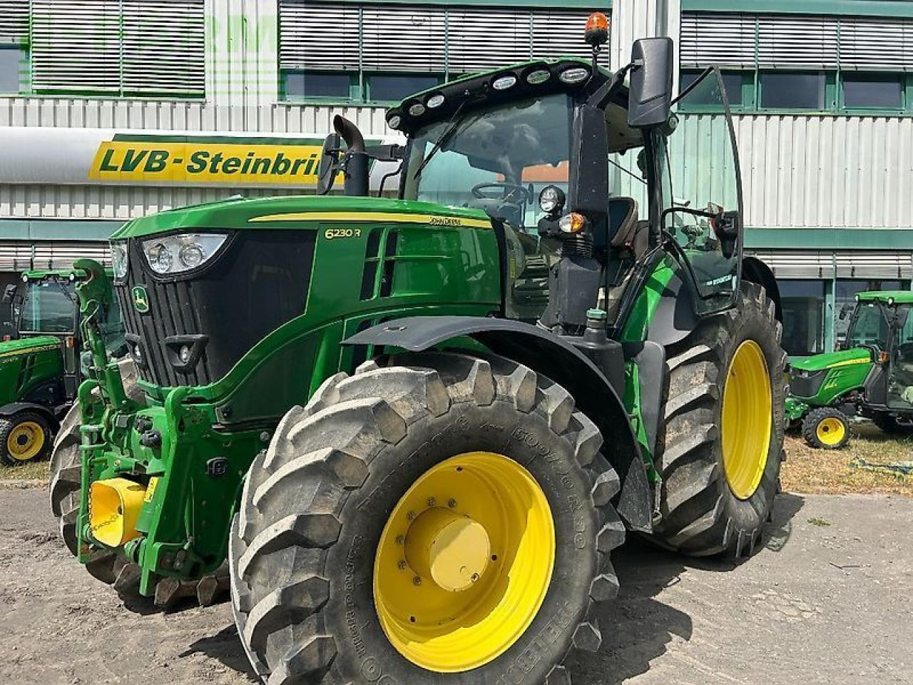 John Deere 6230r - Traktor: slika John Deere 6230r - Traktor John Deere 6230r - Traktor: slika John Deere 6230r - Traktor