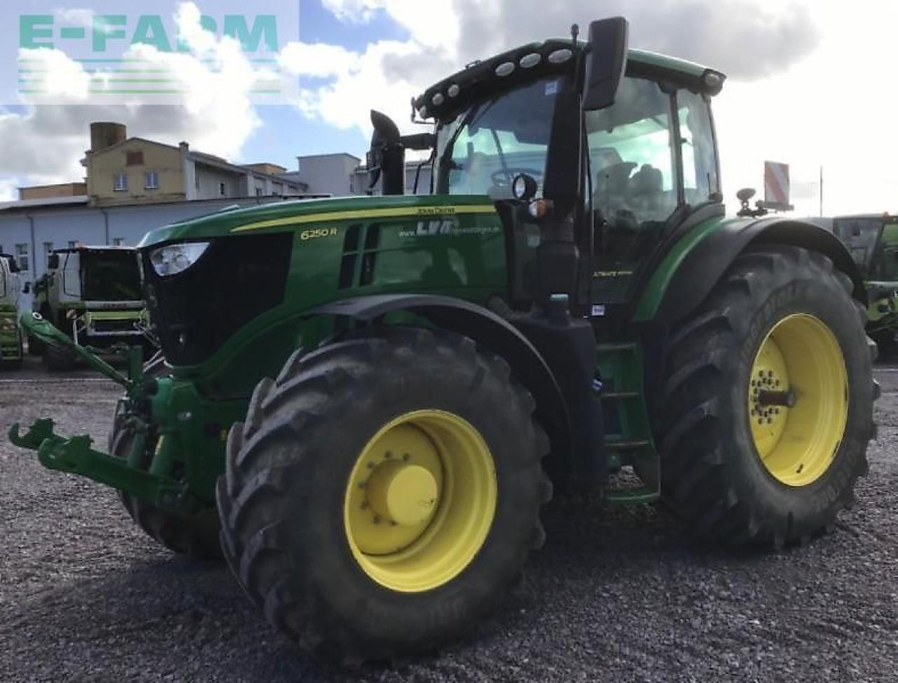 John Deere 6250 r - Traktor: slika John Deere 6250 r - Traktor John Deere 6250 r - Traktor: slika John Deere 6250 r - Traktor